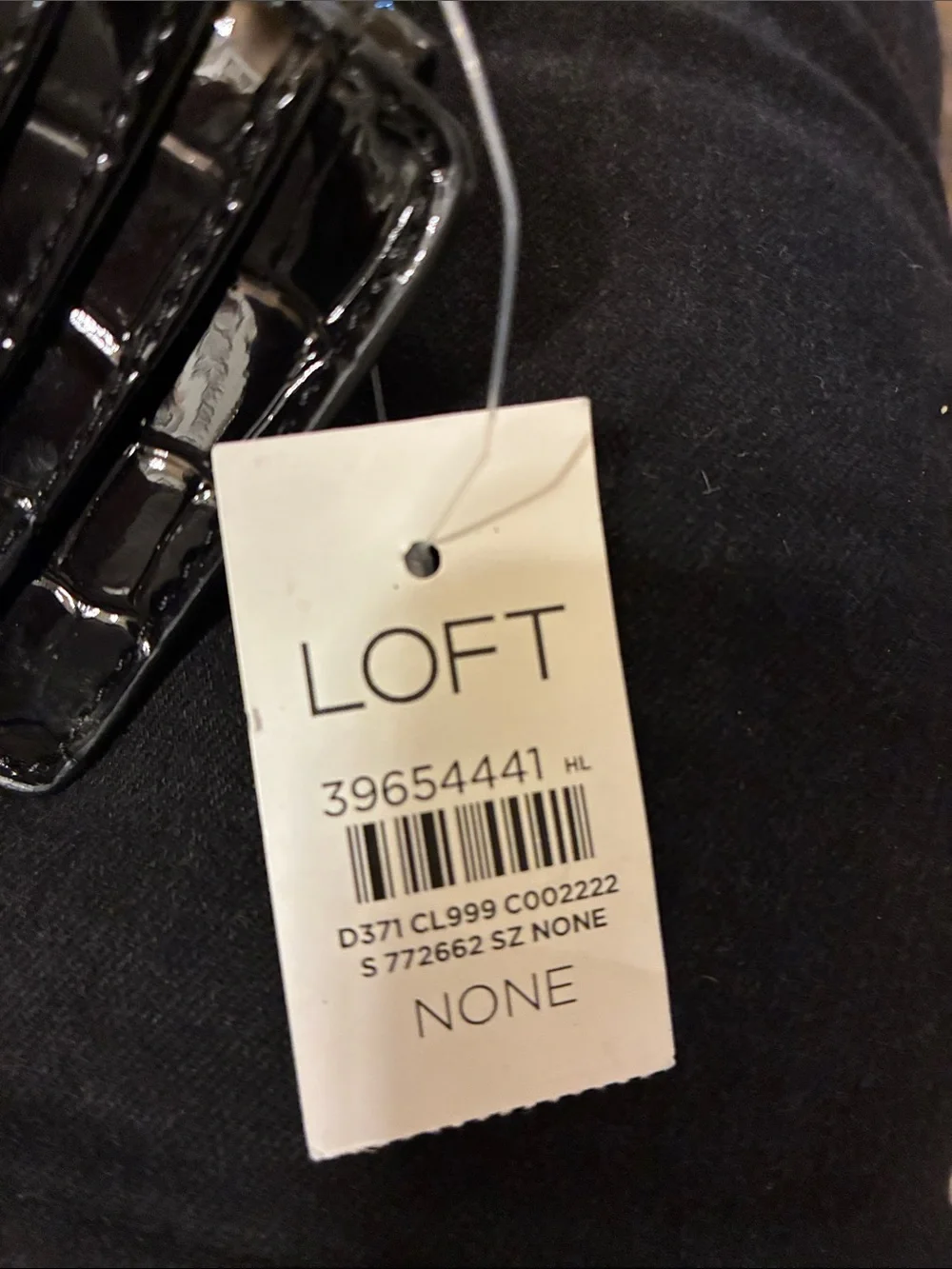 LOFT Black Croc-Embossed‎ Patent Zip Card Case